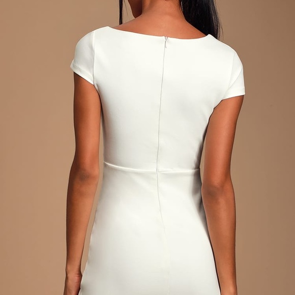 White short sleeve mini dress - Picture 3 of 4